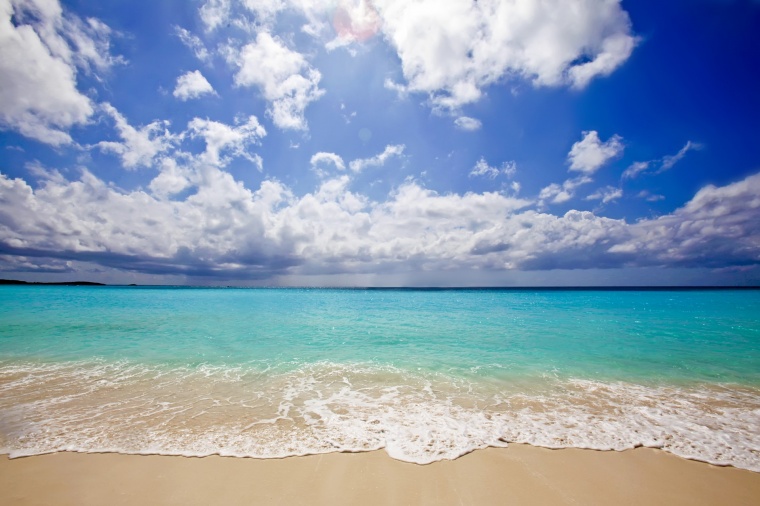 海滩 沙滩 蓝天白云 夏天 