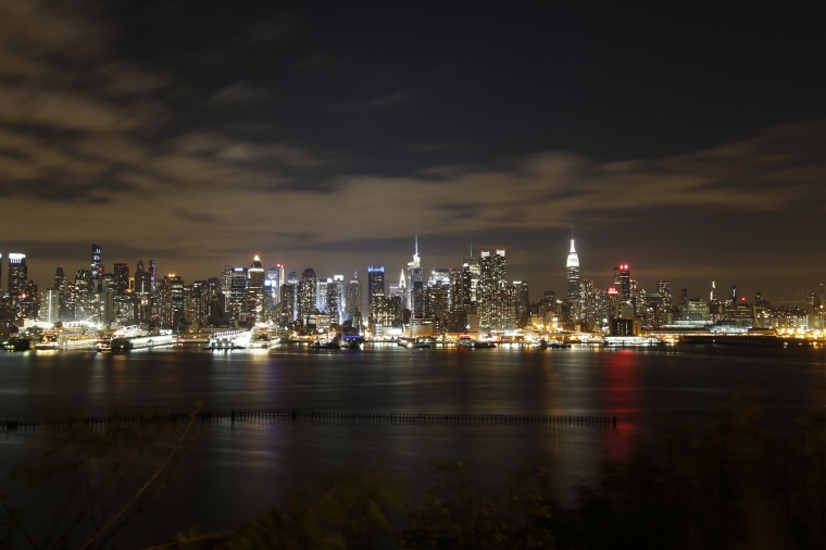 城市 夜景 夜生活 夜色 都市 大厦 大楼 水边城市 背景图 背景 高清背景 