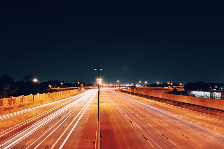 路 道路夜景 马路 天空 开阔 背景图 高清背景图片 图片素材 