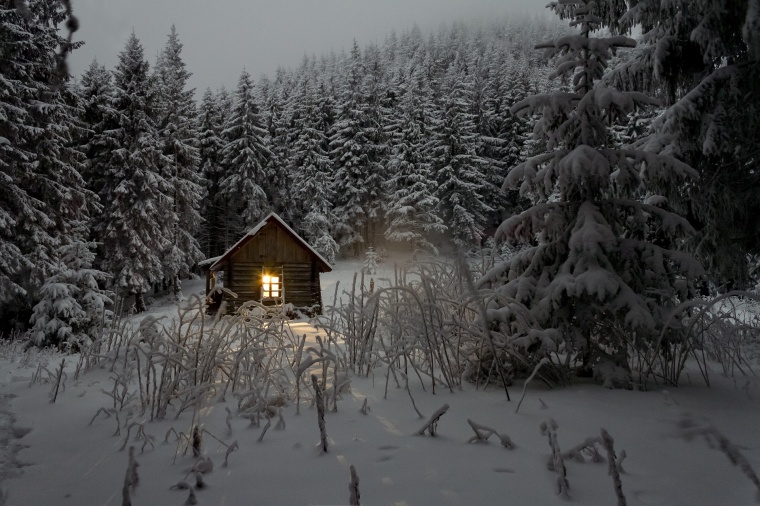 雪山 冬天 冬季 雪 雪地 山 树 树林 小木屋 自然 季节 背景图 背景 高清背景 