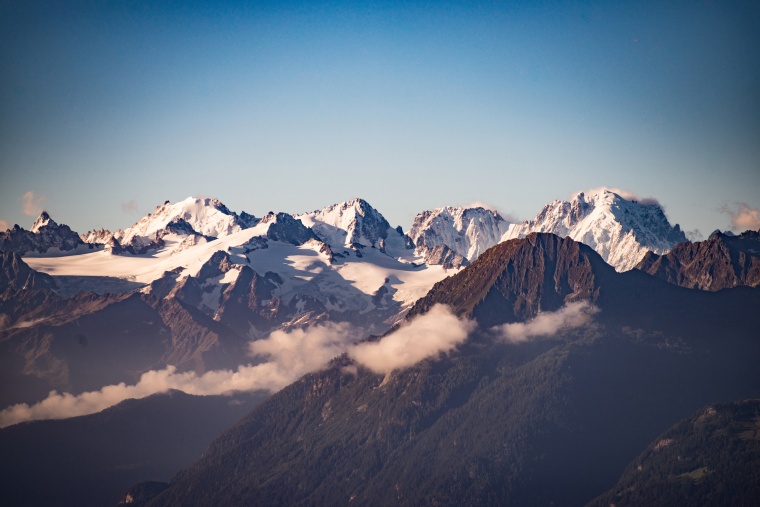 雪山 冬天 冬季 雪 雪地 山 山脉 天空 自然 季节 背景图 背景 高清背景 