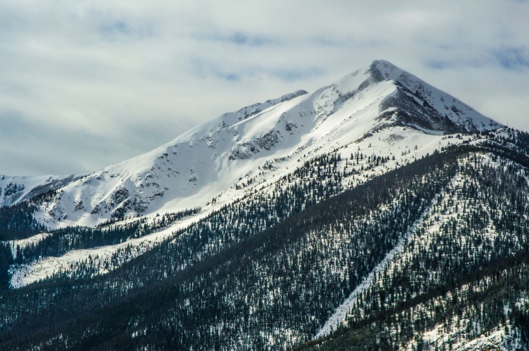 雪山 冬天 冬季 雪 雪地 山 山脉 天空 自然 季节 背景图 背景 高清背景 