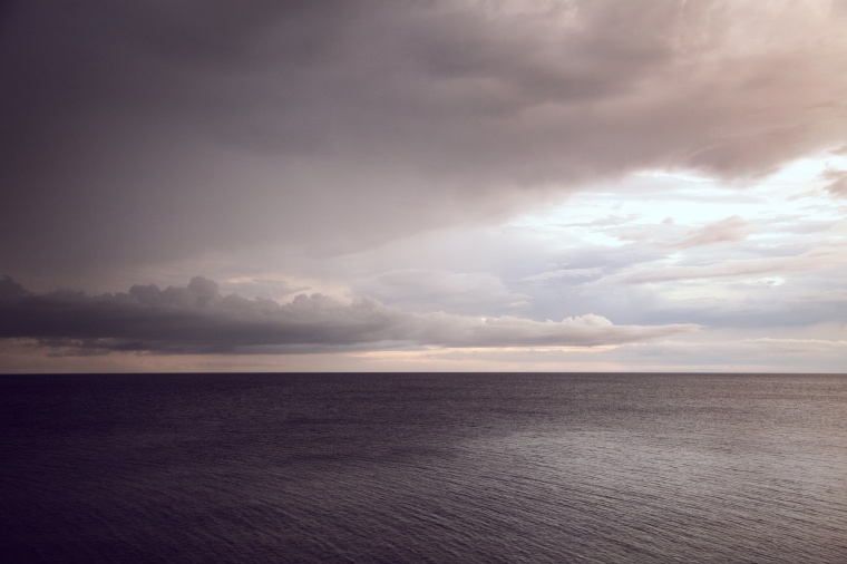 大海 海 海水 水 海面 乌云 天空 风景 自然 背景 背景图 高清背景 