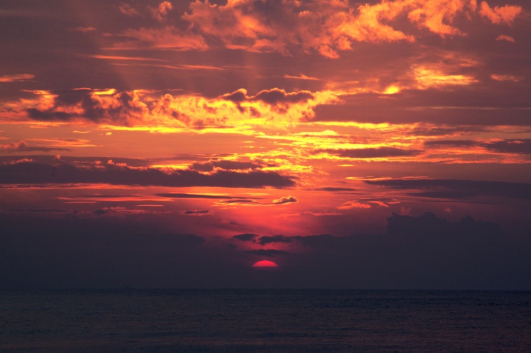 海滩 海边 沙滩 天空 自然 海 大海 黄昏 风景 背景图 高清背景 背景 