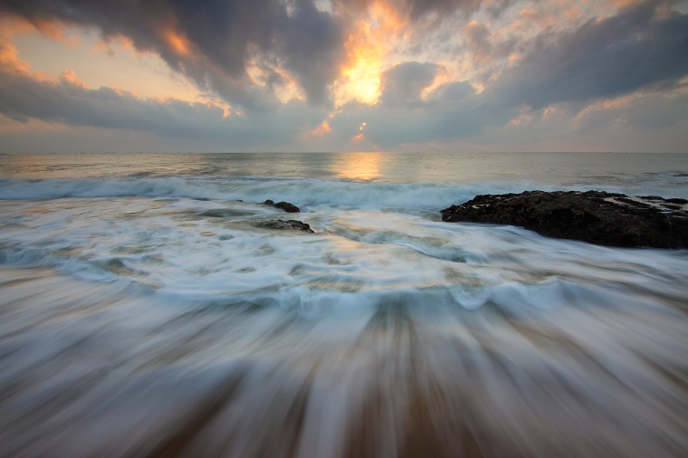 海滩 海边 沙滩 天空 自然 海 大海 黄昏 海浪 风景 背景图 高清背景 背景 