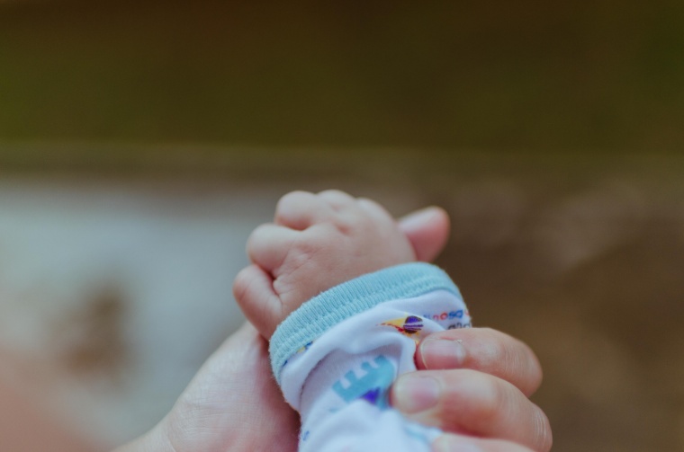 宝贝 婴儿 小孩 手 亲情 场景 背景 背景图 高清背景 