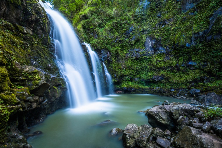 瀑布 水流 树林 自然 壮观 水潭 风景 美景 背景图 高清背景 背景 