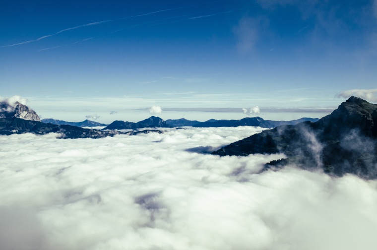 山峰 山 山脉 山顶 云 群山 自然 风景 