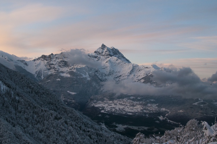 山峰 山 山脉 天空 雪山 自然 风景 