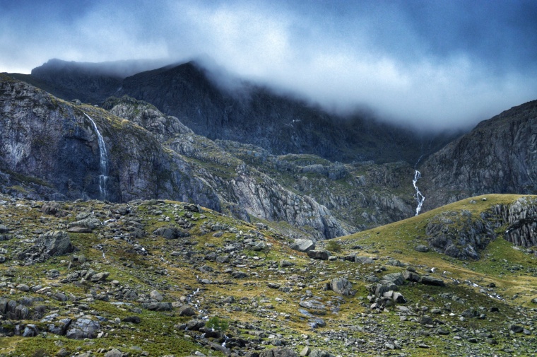 山峰 山 山脉 山坡 岩石 天空 自然 风景 