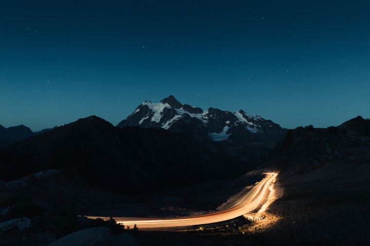 山峰 山 山脉 天空 雪山 山路 自然 风景 