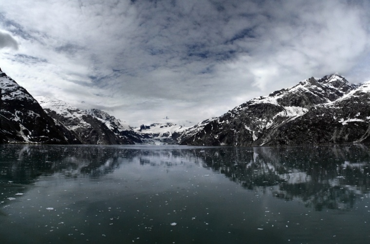 山峰 山 山脉 湖泊 湖 雪山 天空 自然 风景 