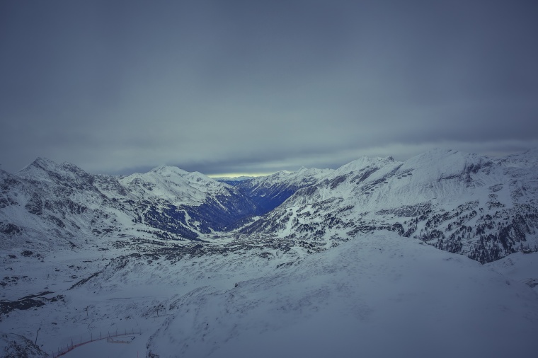 山峰 山 山脉 雪山 天空 自然 风景 