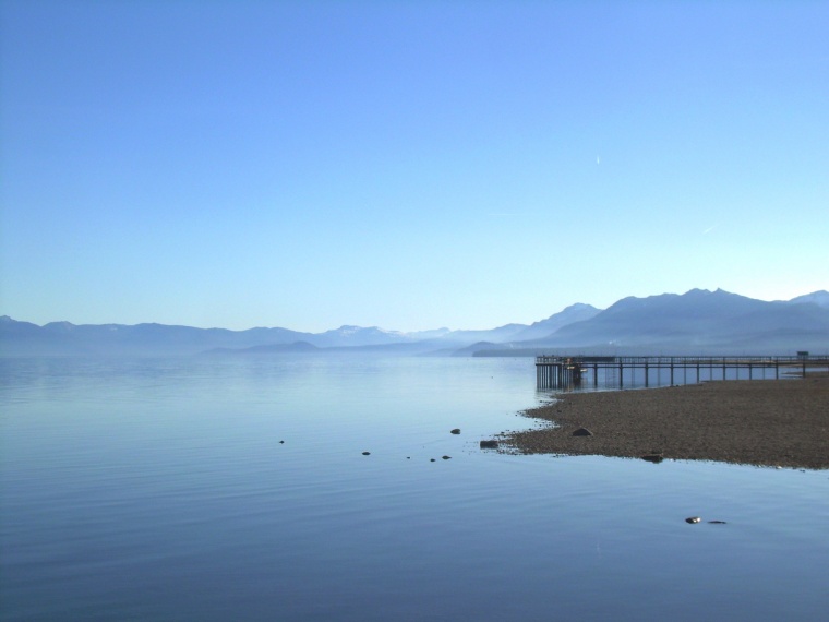 山峰 山 山脉 湖泊 湖 山水 天空 自然 风景 