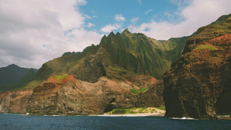 山峰 山 山脉 湖泊 湖 山水 天空 自然 风景 