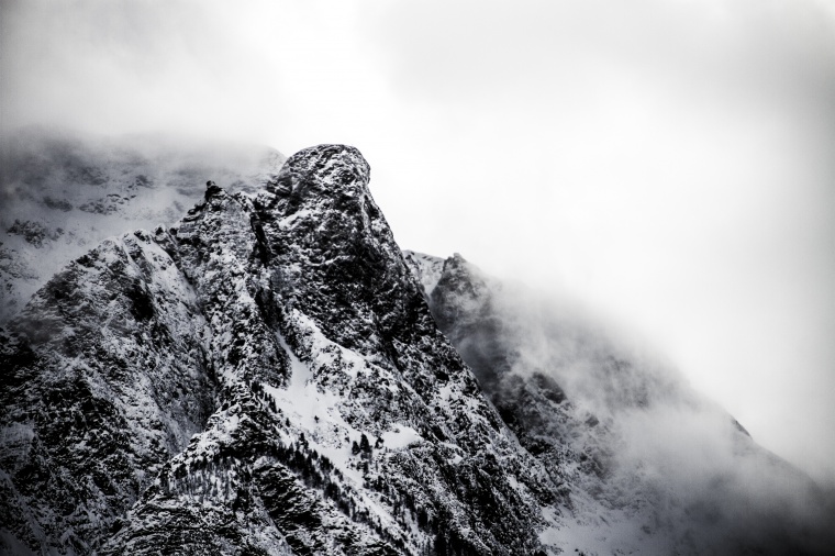 山峰 山 山脉 雪山 天空 自然 风景 