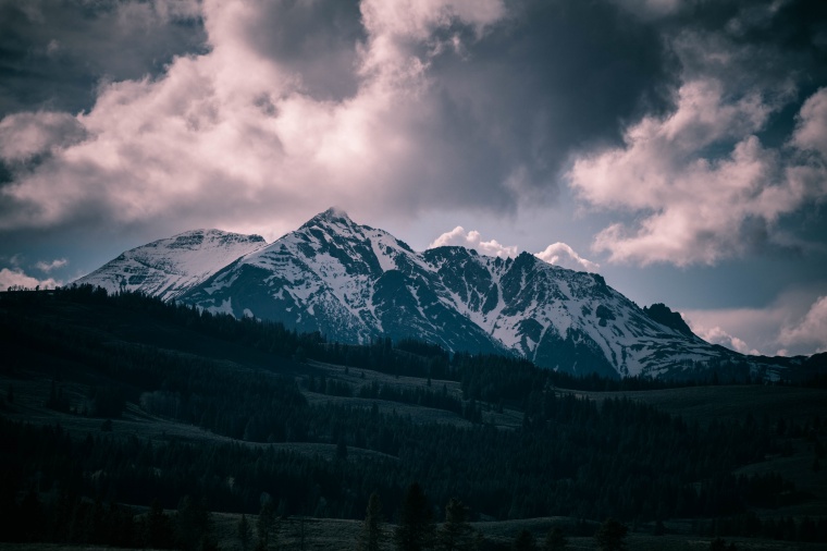 山峰 山 山脉 雪山 天空 自然 风景 