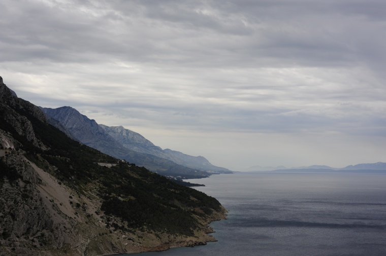 山峰 山 山脉 湖泊 湖 山水 天空 自然 风景 