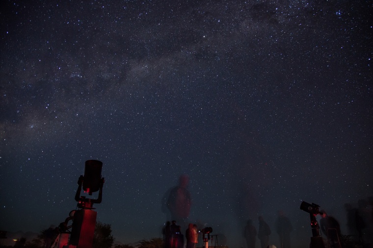 星空 黑夜 夜空 宇宙 天际 星星 建筑 高楼 自然 