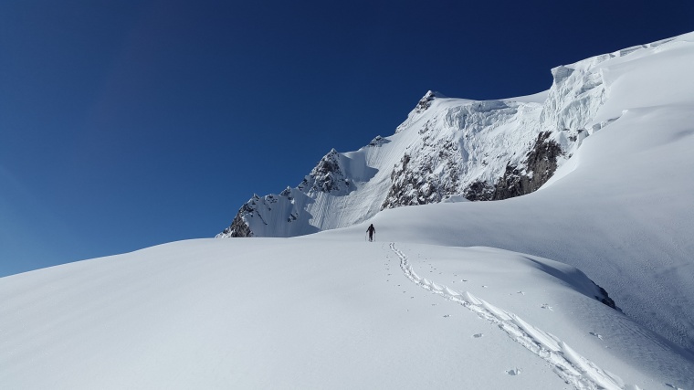 山峰 山 山川 山脉 山坡 风景 雪山 自然 