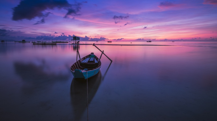 黄昏 晚霞 湖泊 小船 天空 自然 风景 