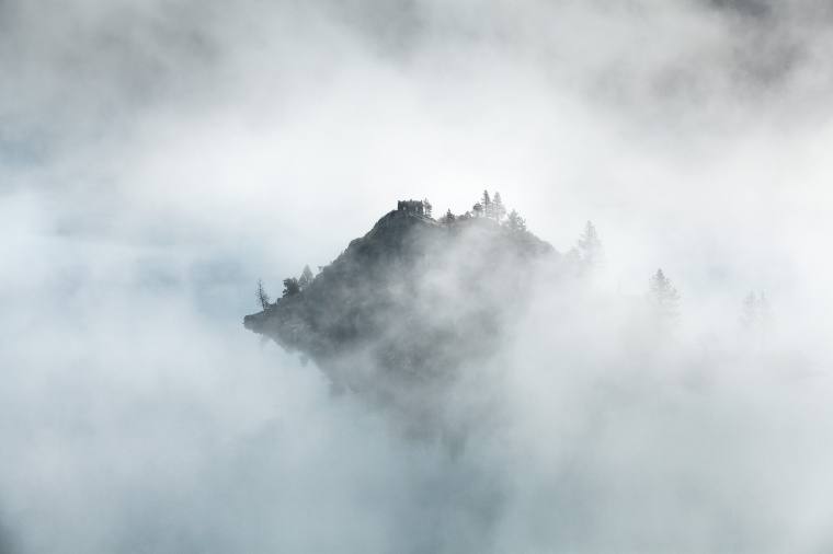 山峰 山 山顶 云雾 云 自然 风景 