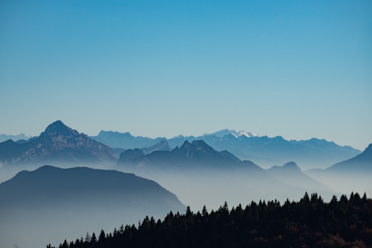 山峰 山 山脉 山川 云雾 天空 自然 风景 