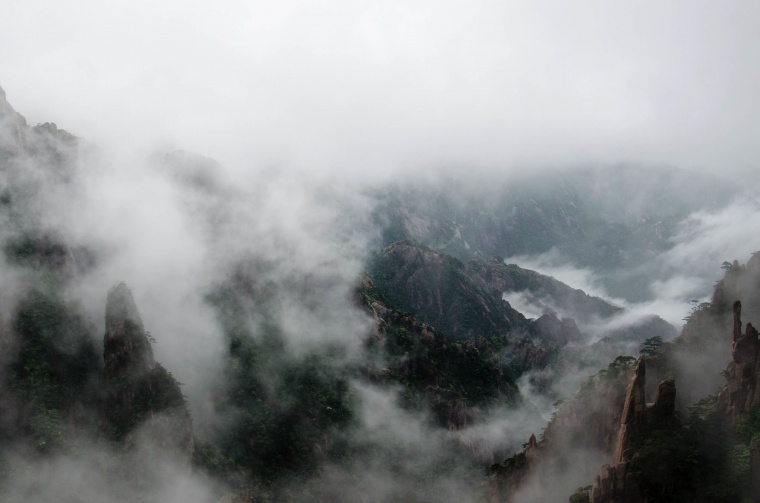 山峰 山 山脉 山川 云雾 天空 自然 风景 