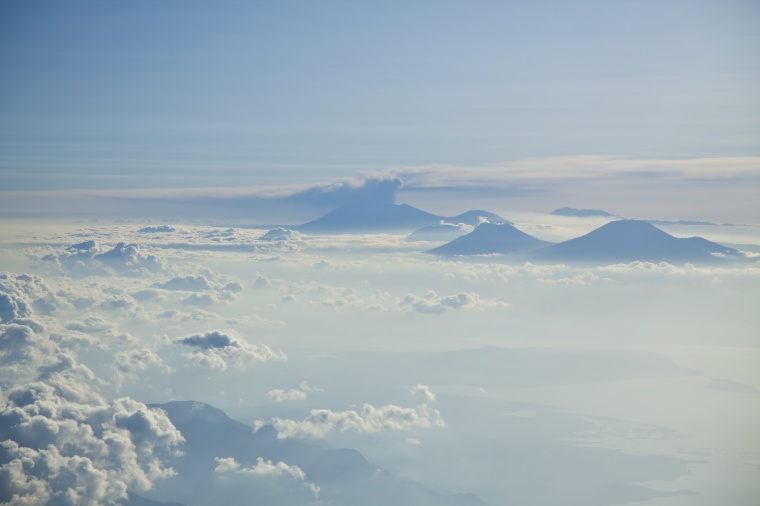 山峰 山 山顶 云雾 云 自然 风景 