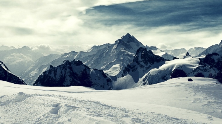 冬天 冬季 冬天雪山 雪山 山 山峰 风景 雪景 