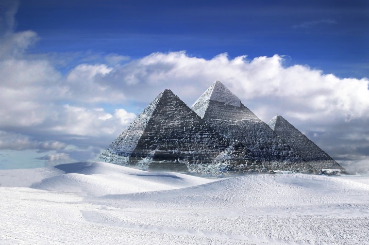 埃及金字塔 埃及 金字塔 冰雪 冬天 冬季 标志建筑 特色建筑 建筑 