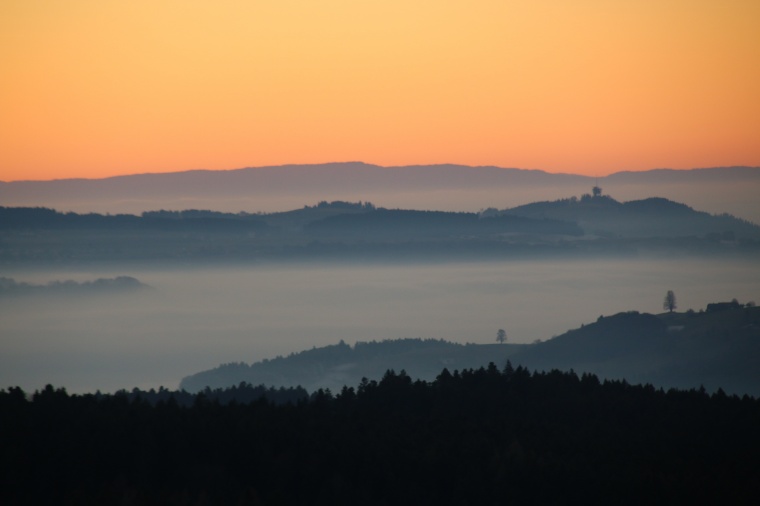 山峰 山 山川 山脉 山顶 自然 黄昏 png 