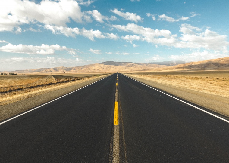 道路 公路 大路 泊油路 自然风景 风光 蓝天白云 云彩 天空 沙漠 