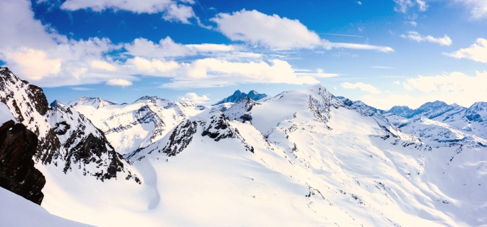 冬季雪山图片素材